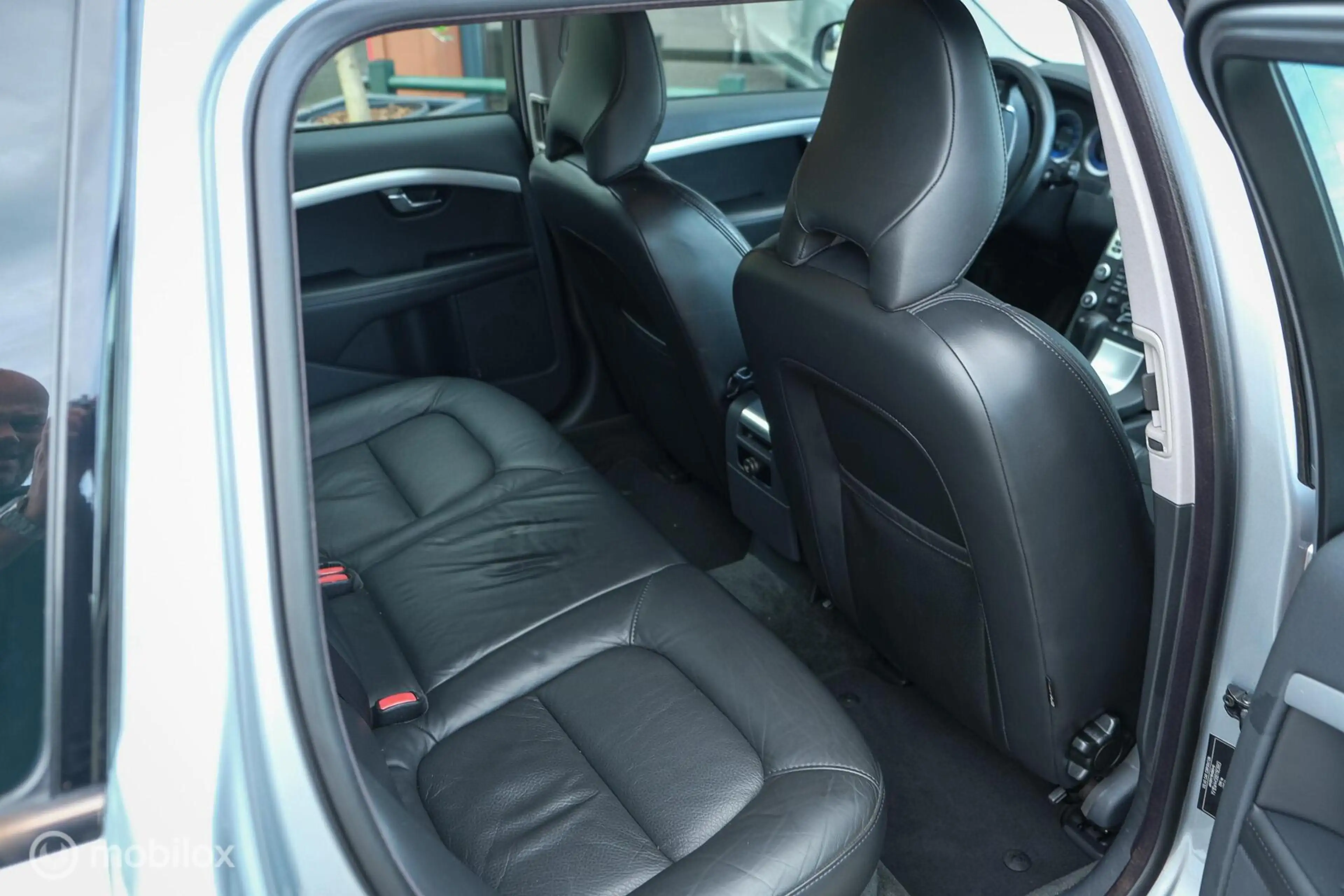 Volvo V70 2.0T R-Edition | High performance sound | Stoelver — photo 10