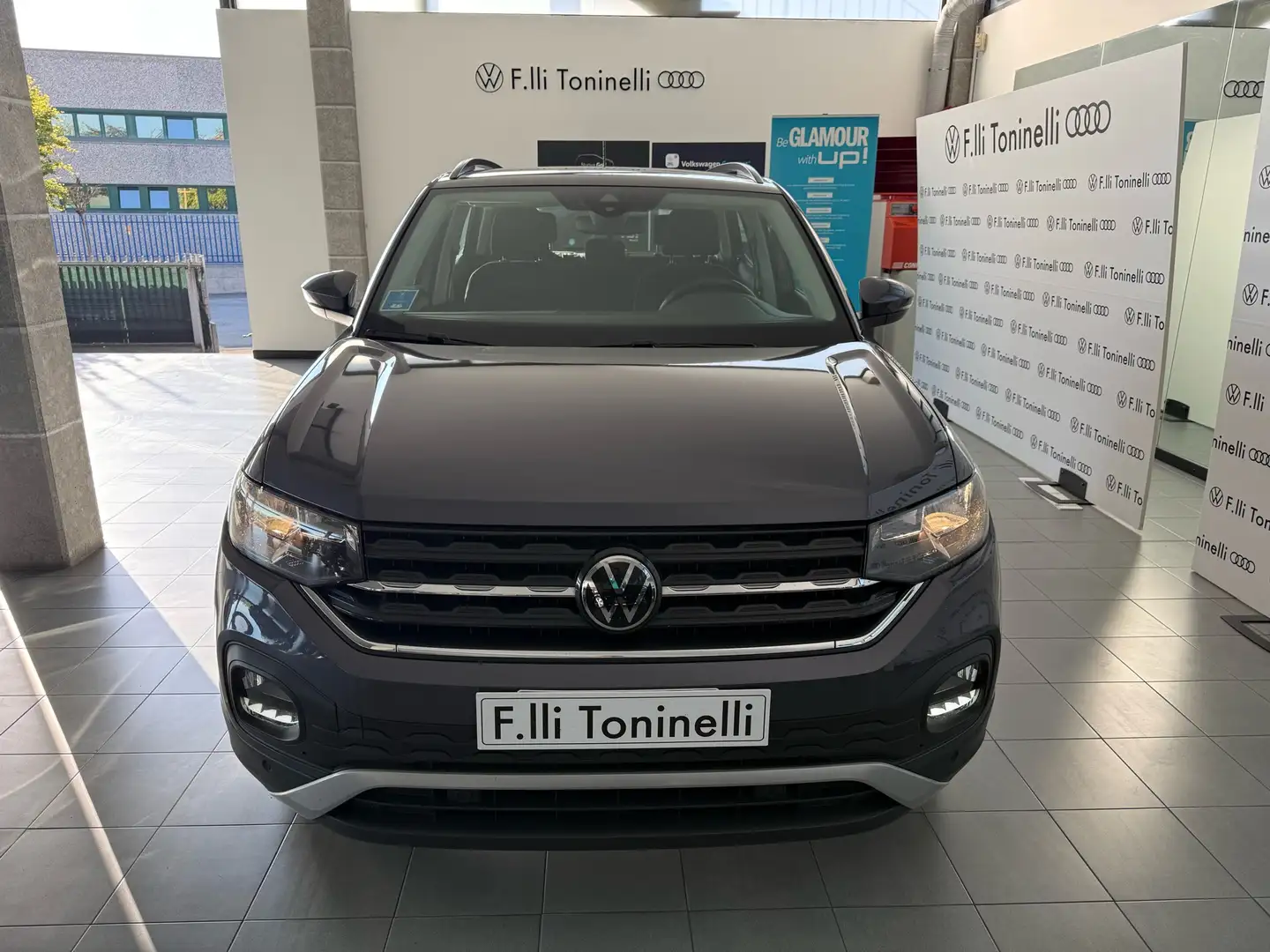 Volkswagen T-Cross 1.0 tsi Style 95cv Gris - 2