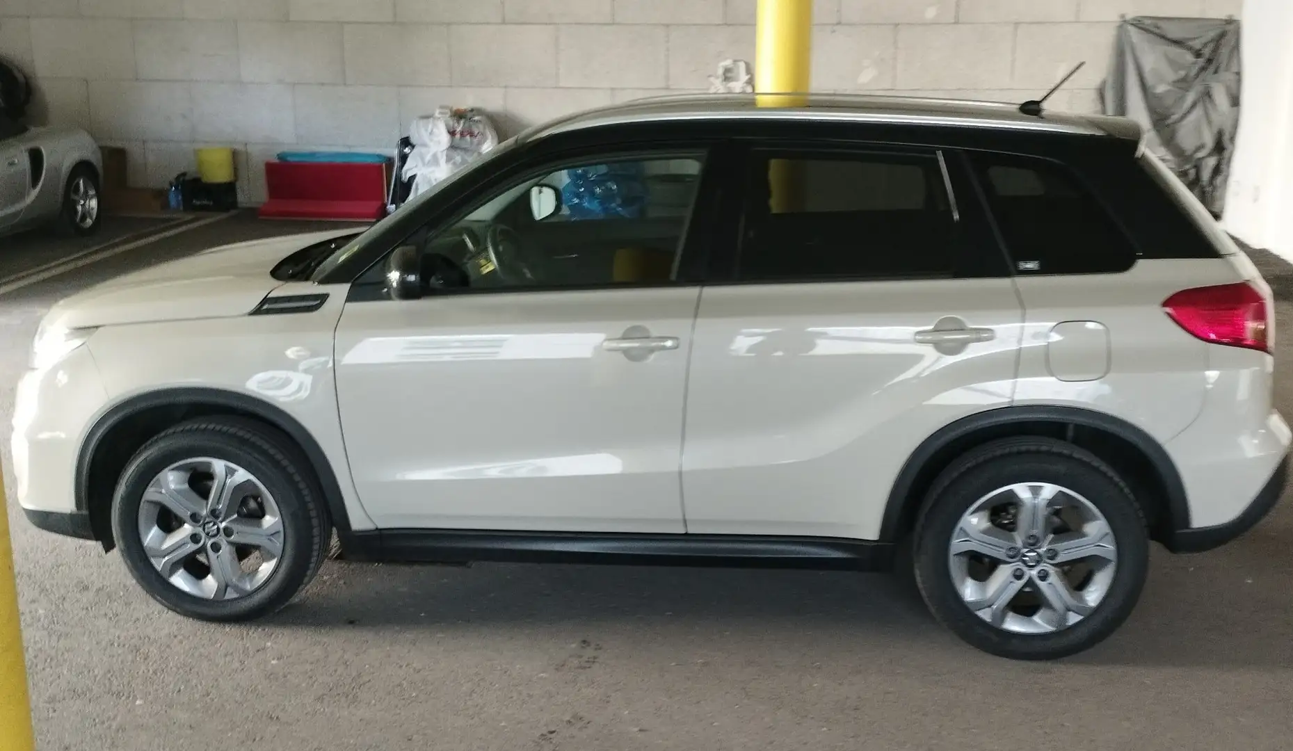 Suzuki Vitara 1.6 DDiS (4x2) Comfort - 2