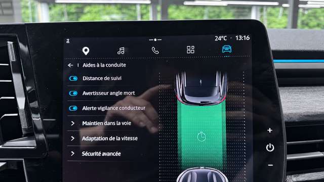 Renault Austral — photo 17