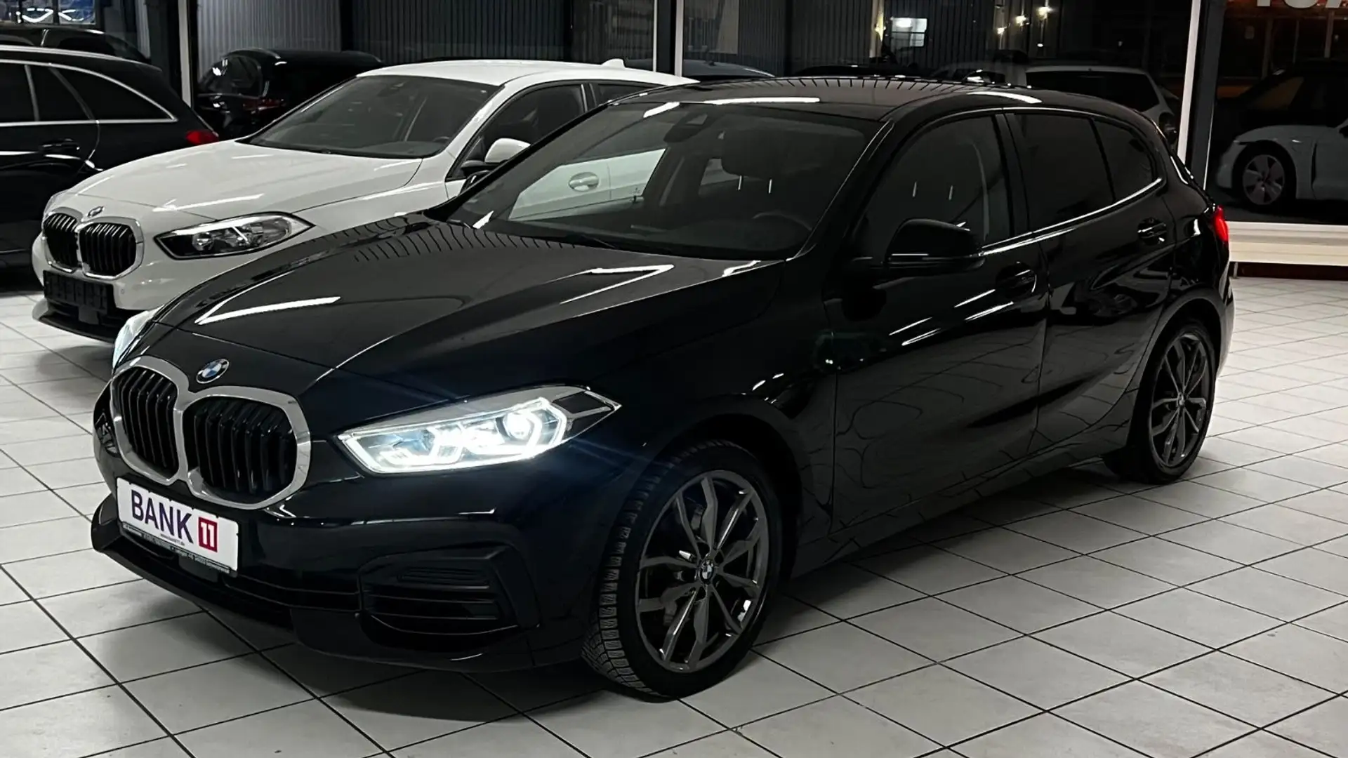 BMW 118 i Advantage TÜV&AU neu&Garantie Schwarz - 2