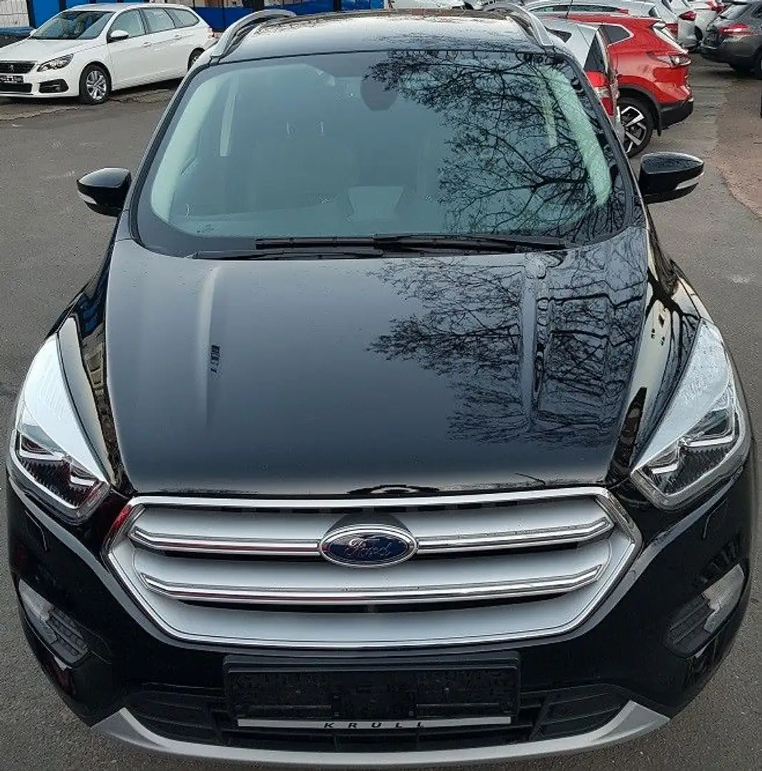 Ford Kuga Titanium 1,5i Klima SHZ Navi Bi-Xenon LMF17 Schwarz - 2