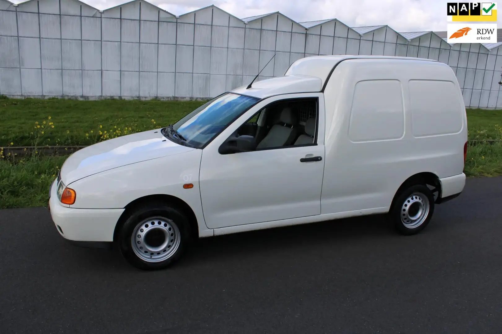 Volkswagen Caddy 1.9 SDI met Stuurbekrachtiging en Nieuwe Apk Bianco - 1