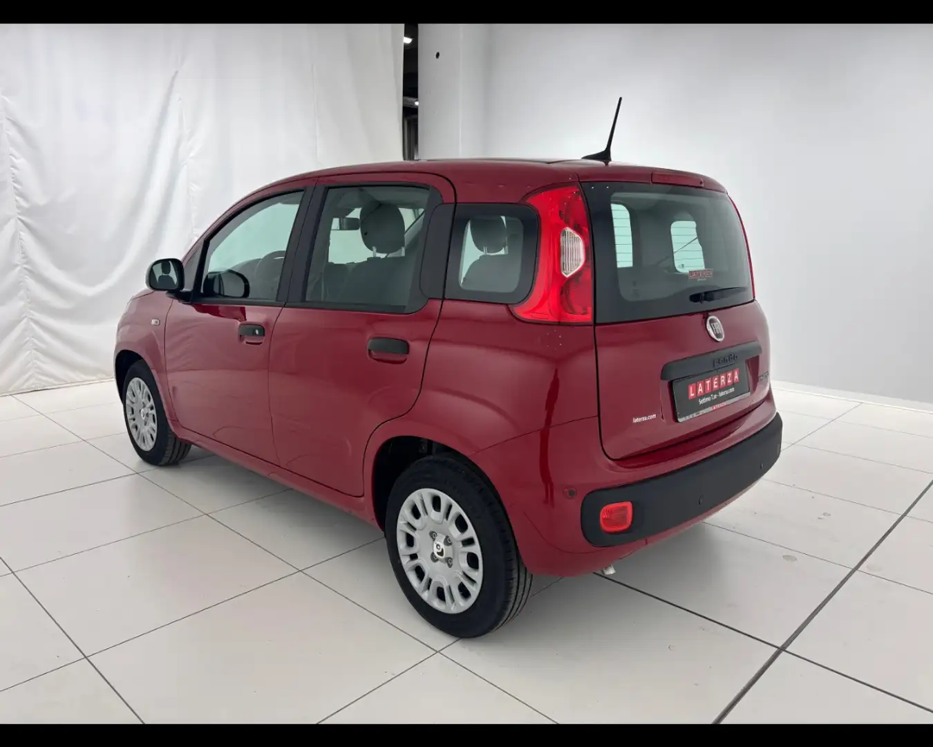 Fiat Panda 1.0 FireFly Hybrid Rosso - 2