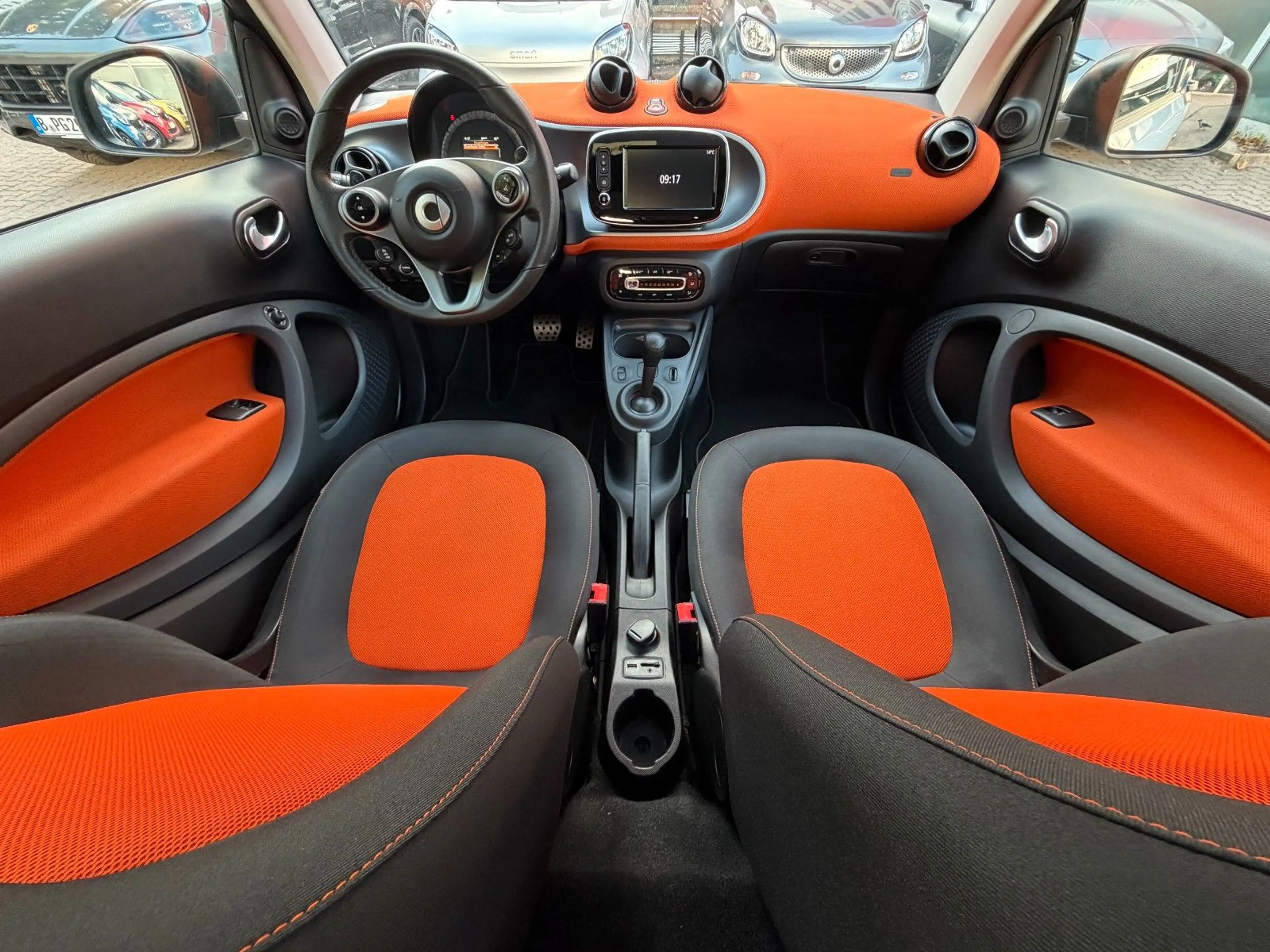 smart forTwo fortwo TWIN Edition#1*SPORT*PANO*NAV*SHZ*PTS*KAM — photo 3