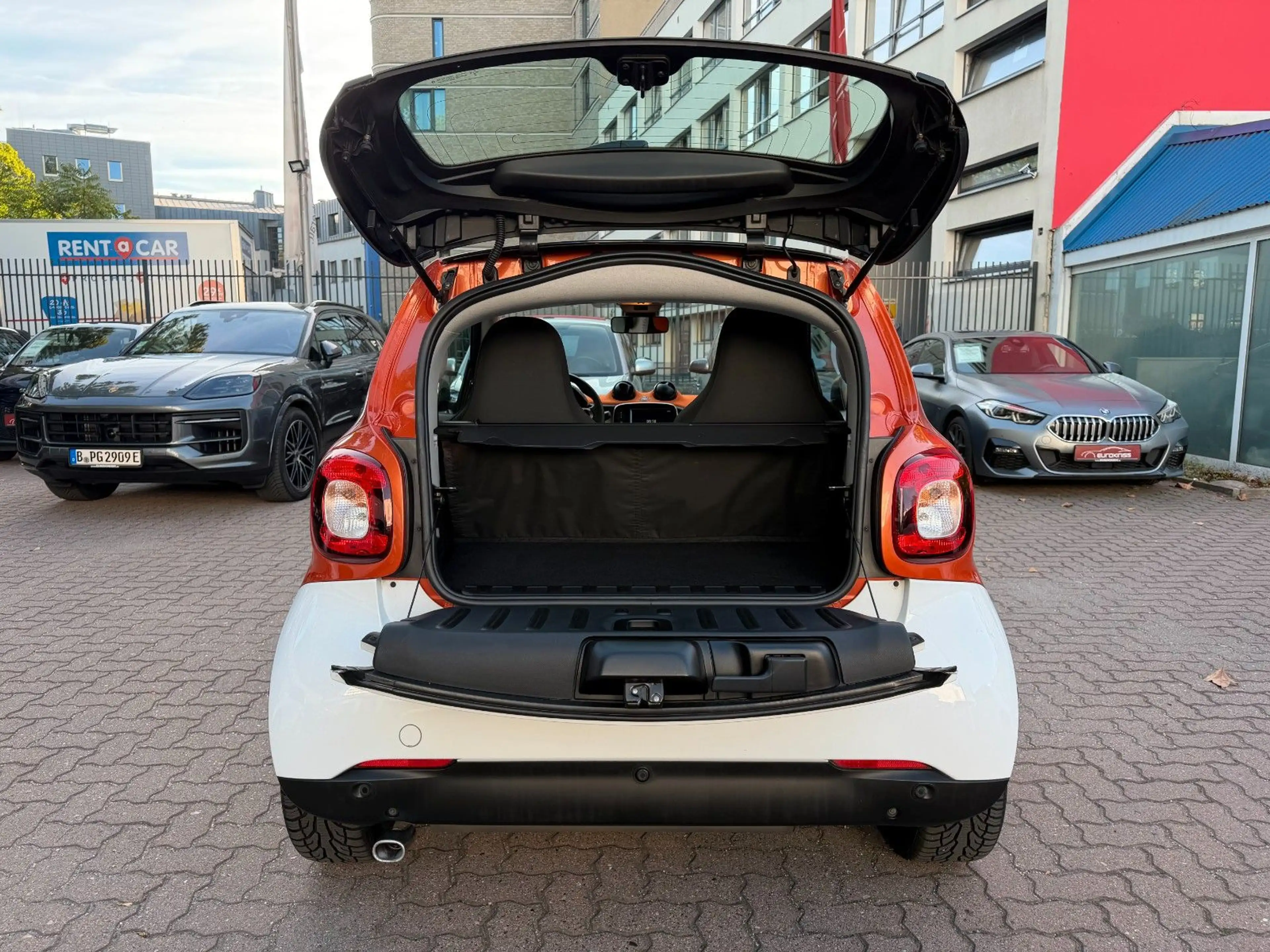 smart forTwo fortwo TWIN Edition#1*SPORT*PANO*NAV*SHZ*PTS*KAM — photo 30