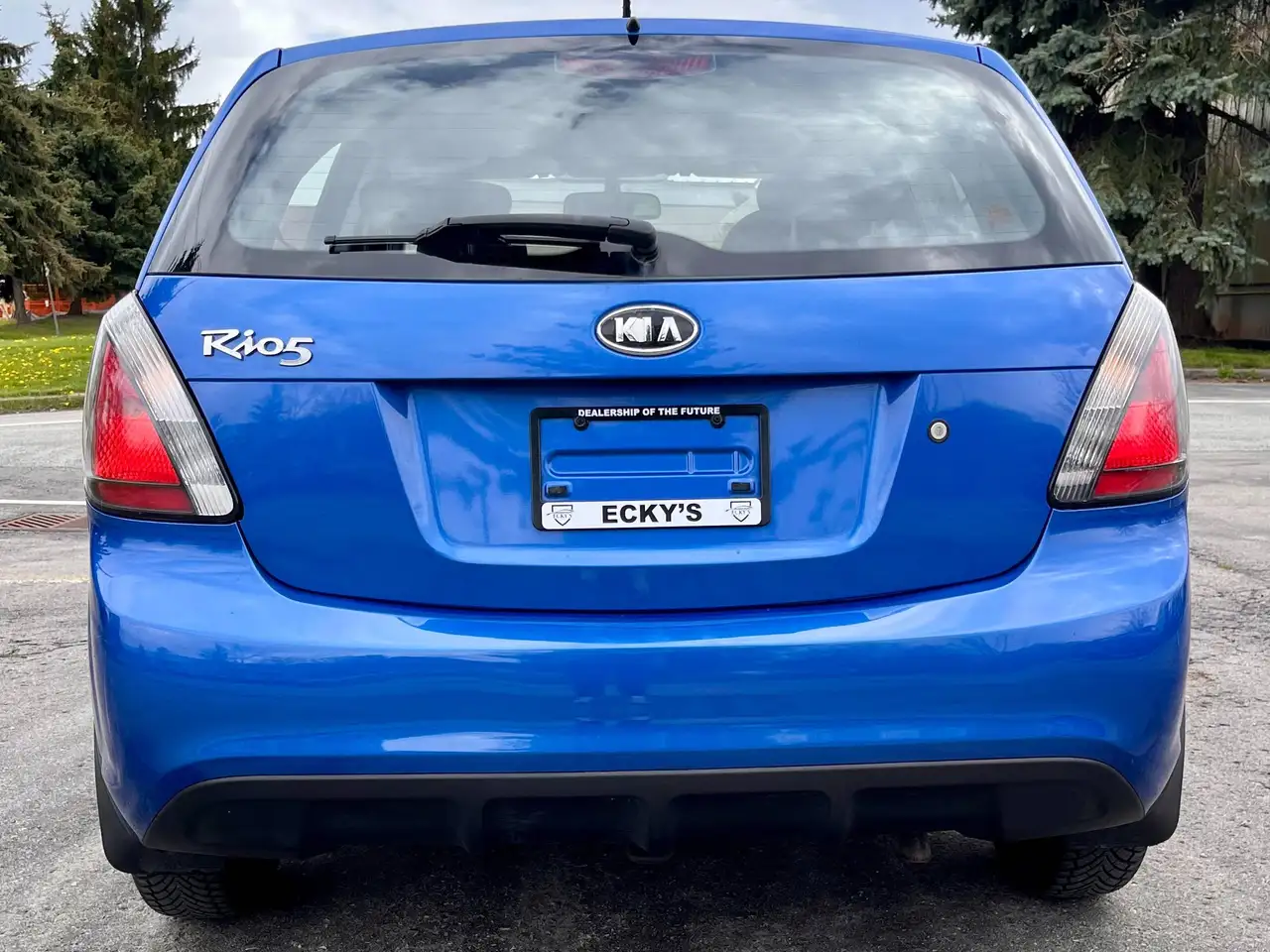Kia Rio снимка Kia Rio