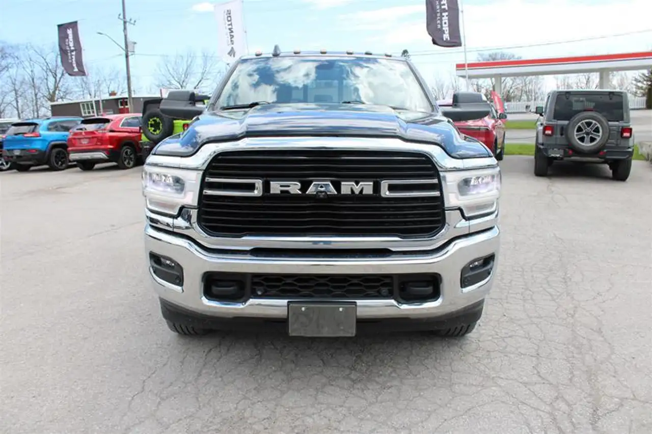 RAM 3500 снимка RAM 3500