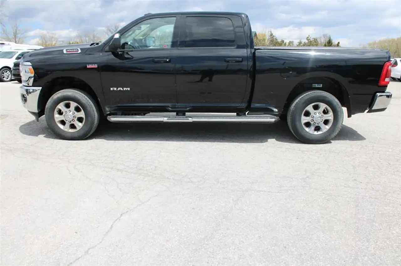 RAM 3500 снимка RAM 3500