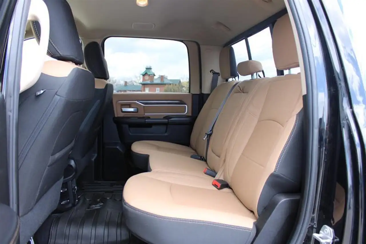RAM 3500 снимка RAM 3500