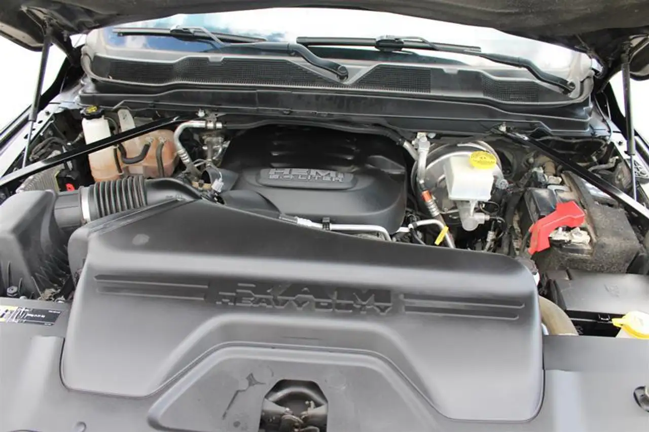 RAM 3500 снимка RAM 3500