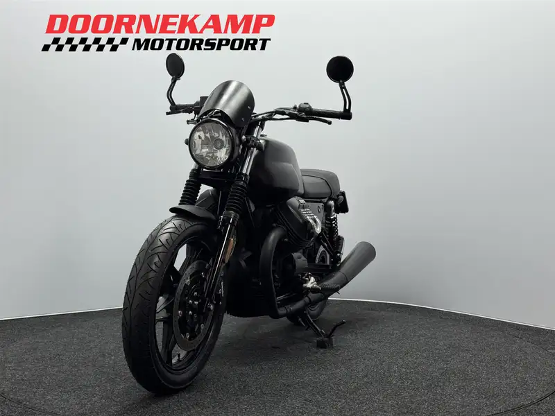 Moto Guzzi V 7 - foto 6