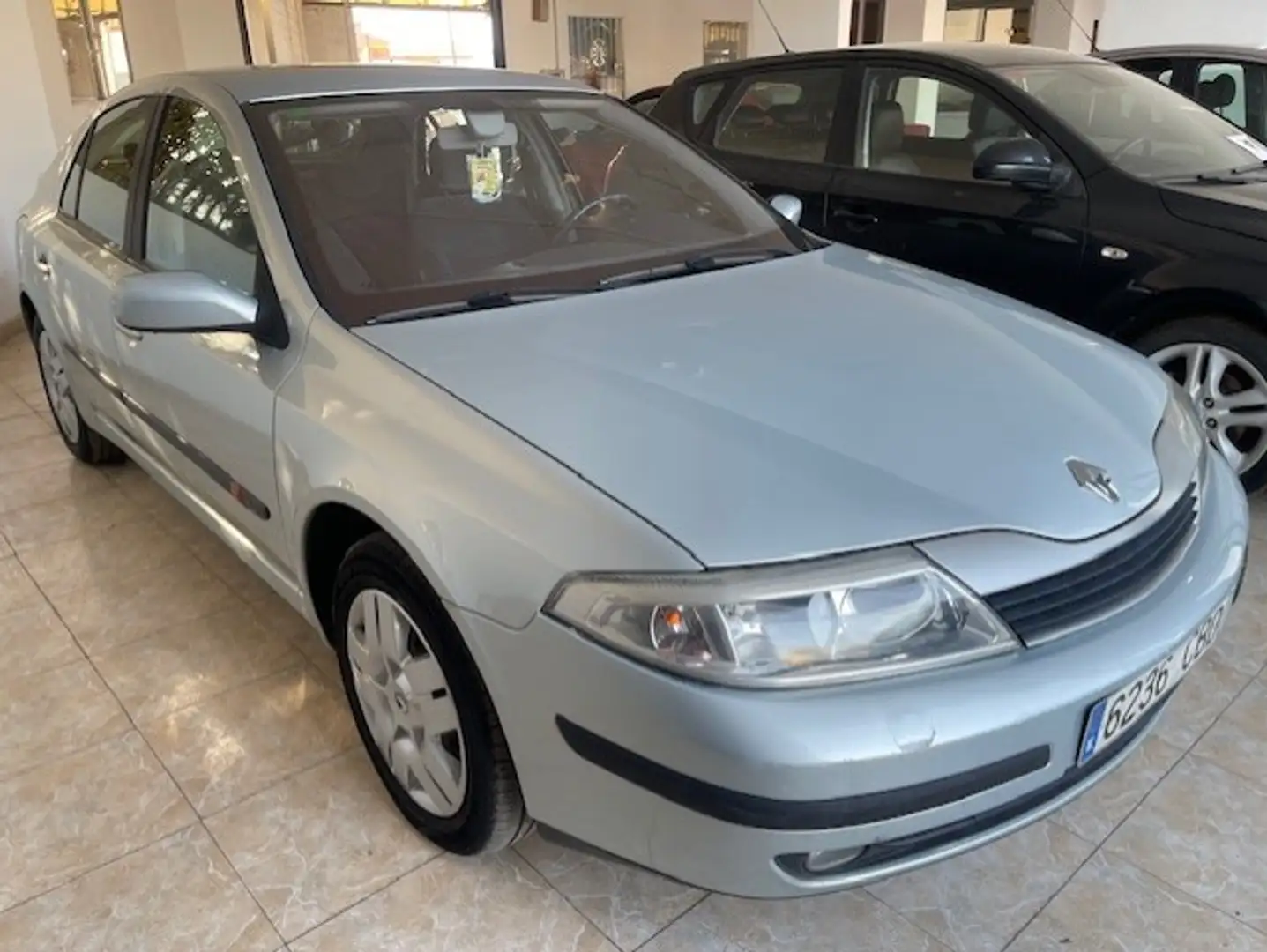 Renault Laguna 1.9DCi Dynamique 120 Argintiu - 1