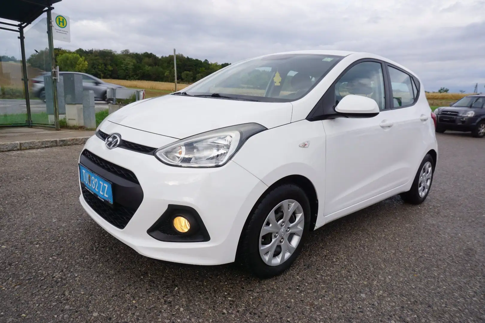 Hyundai i10 1.0 Weiß - 2