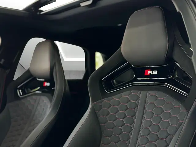 Audi RS3 Sportback quattro S tronic 294kW