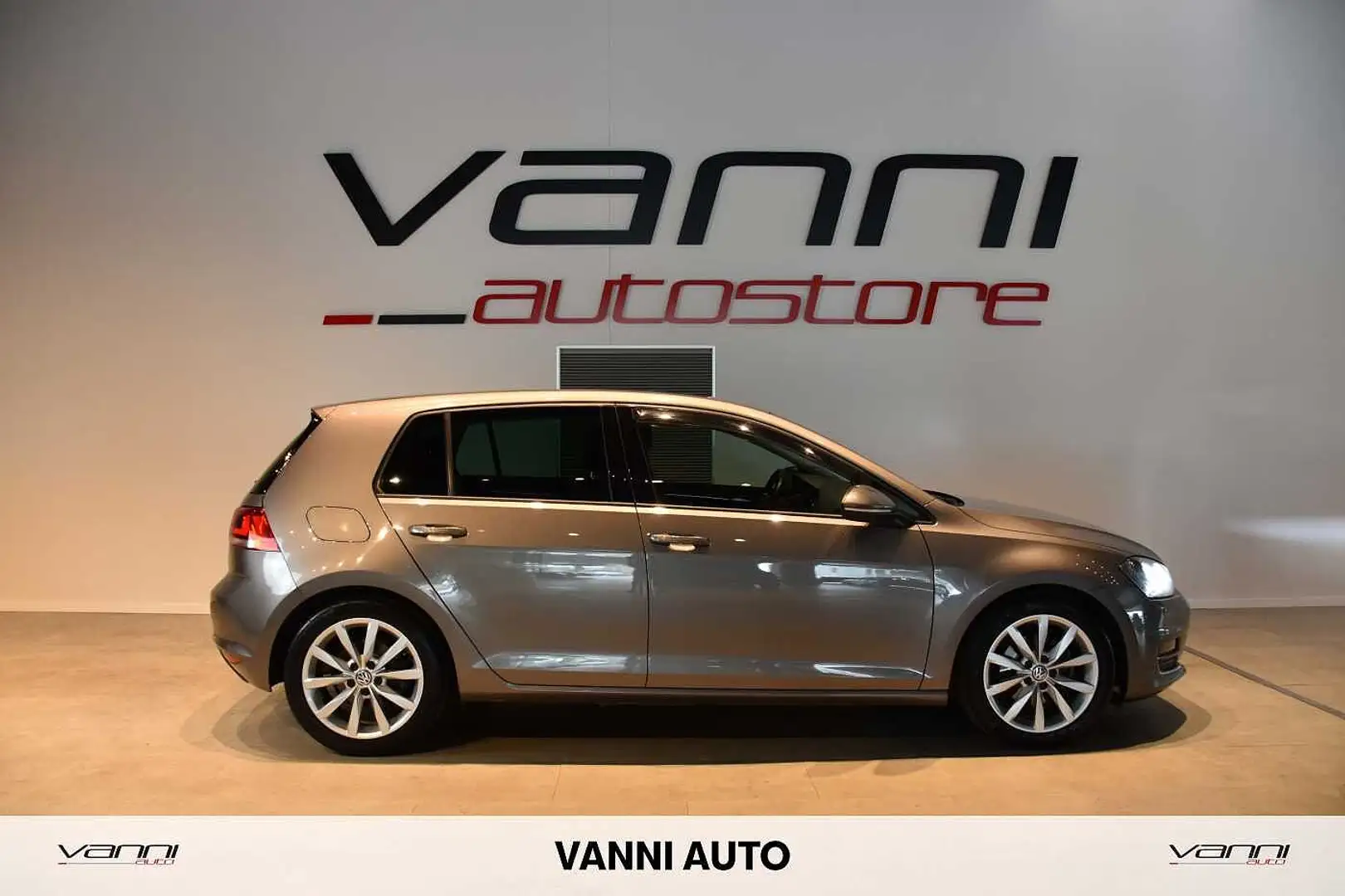 Volkswagen Golf 1.4 TSI 5p. Highline BlueMotion Technology Grigio - 2