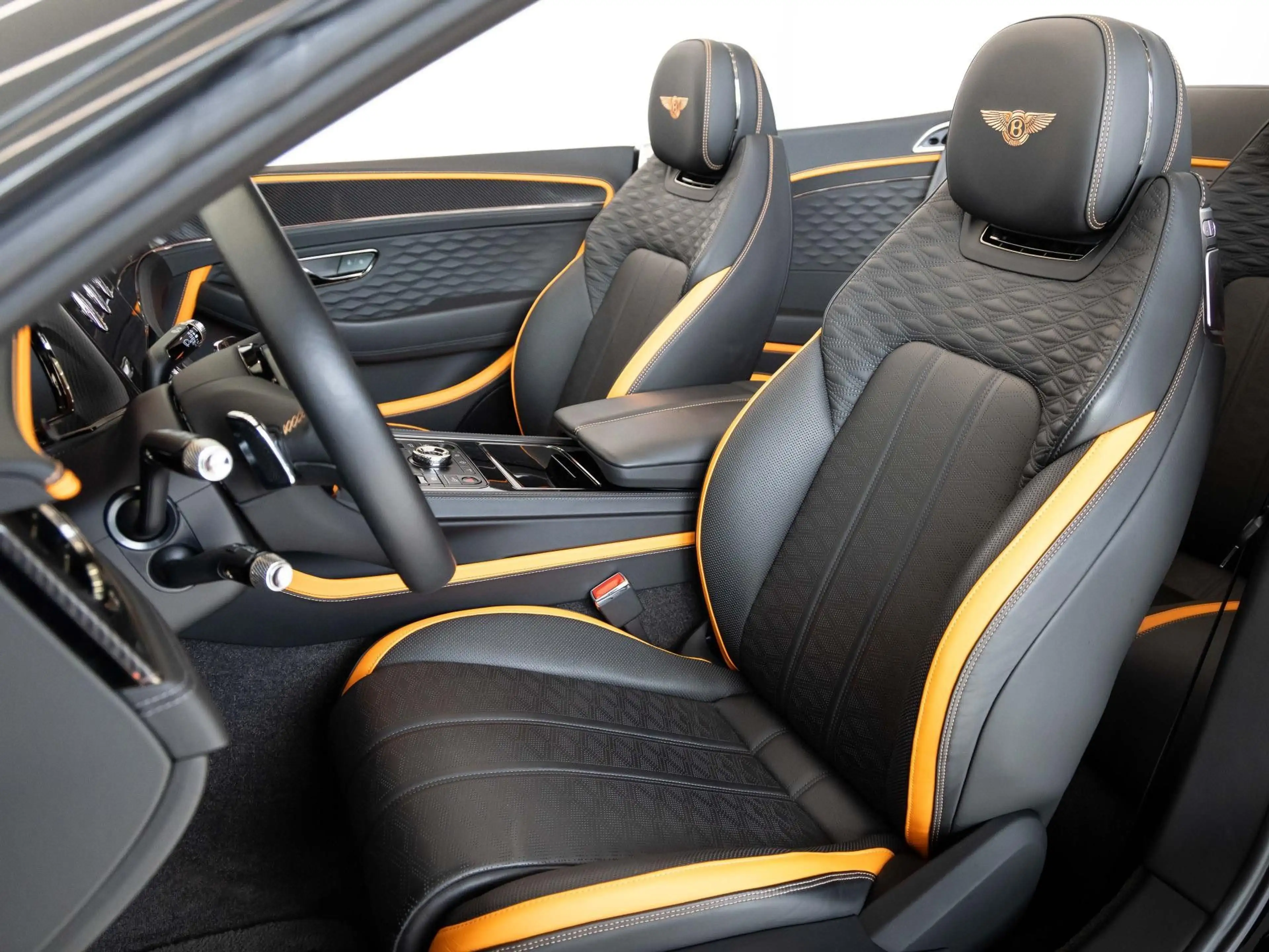 Bentley Continental GTC Speed First Edition (MY25) — photo 11