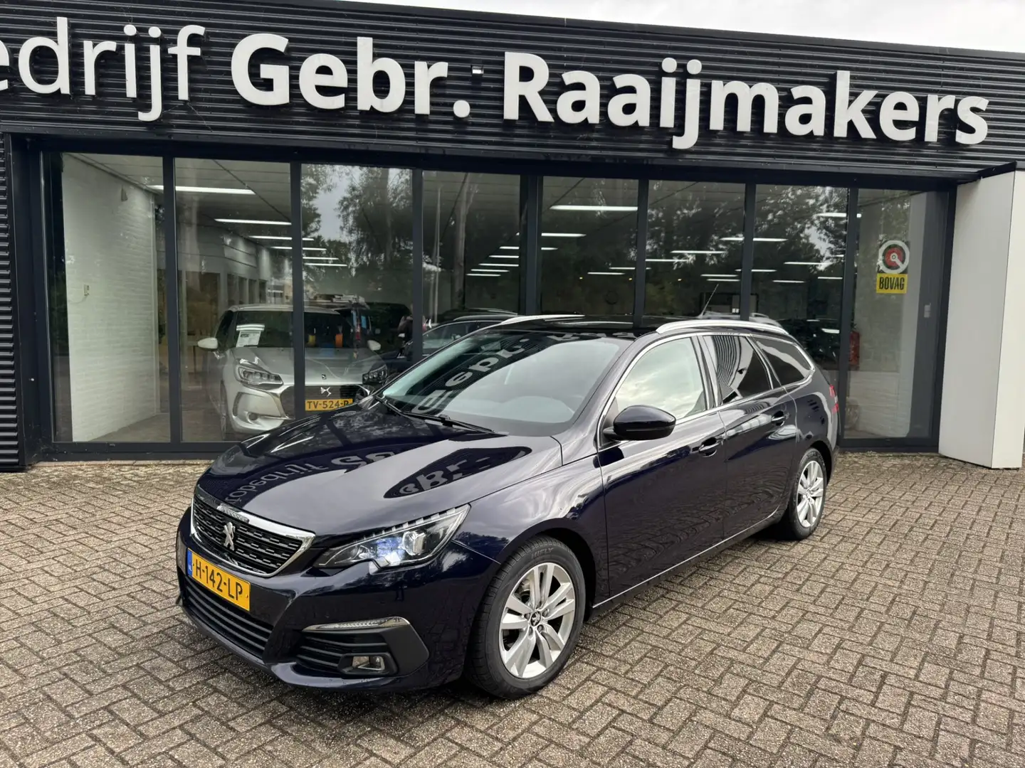 Peugeot 308 SW 1.2 PureTech Premium*Panoramadak*Navi*EXPORT/EX Blauw - 1