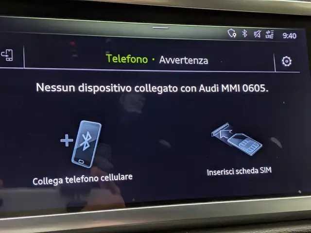 Audi RS Q3 view 13