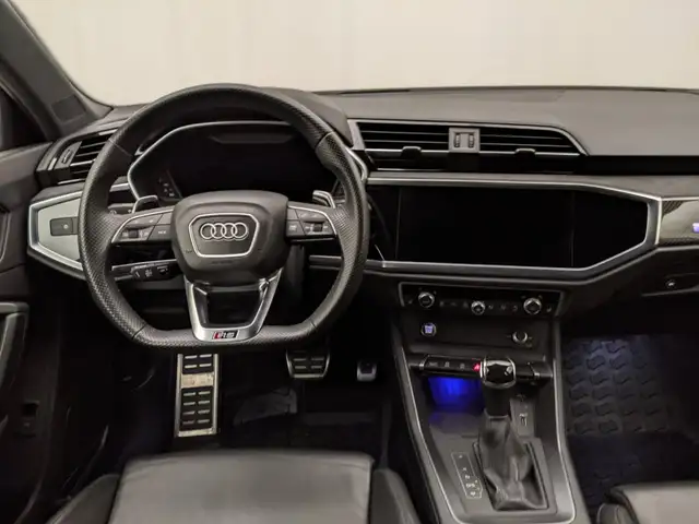 Audi RS Q3 view 7