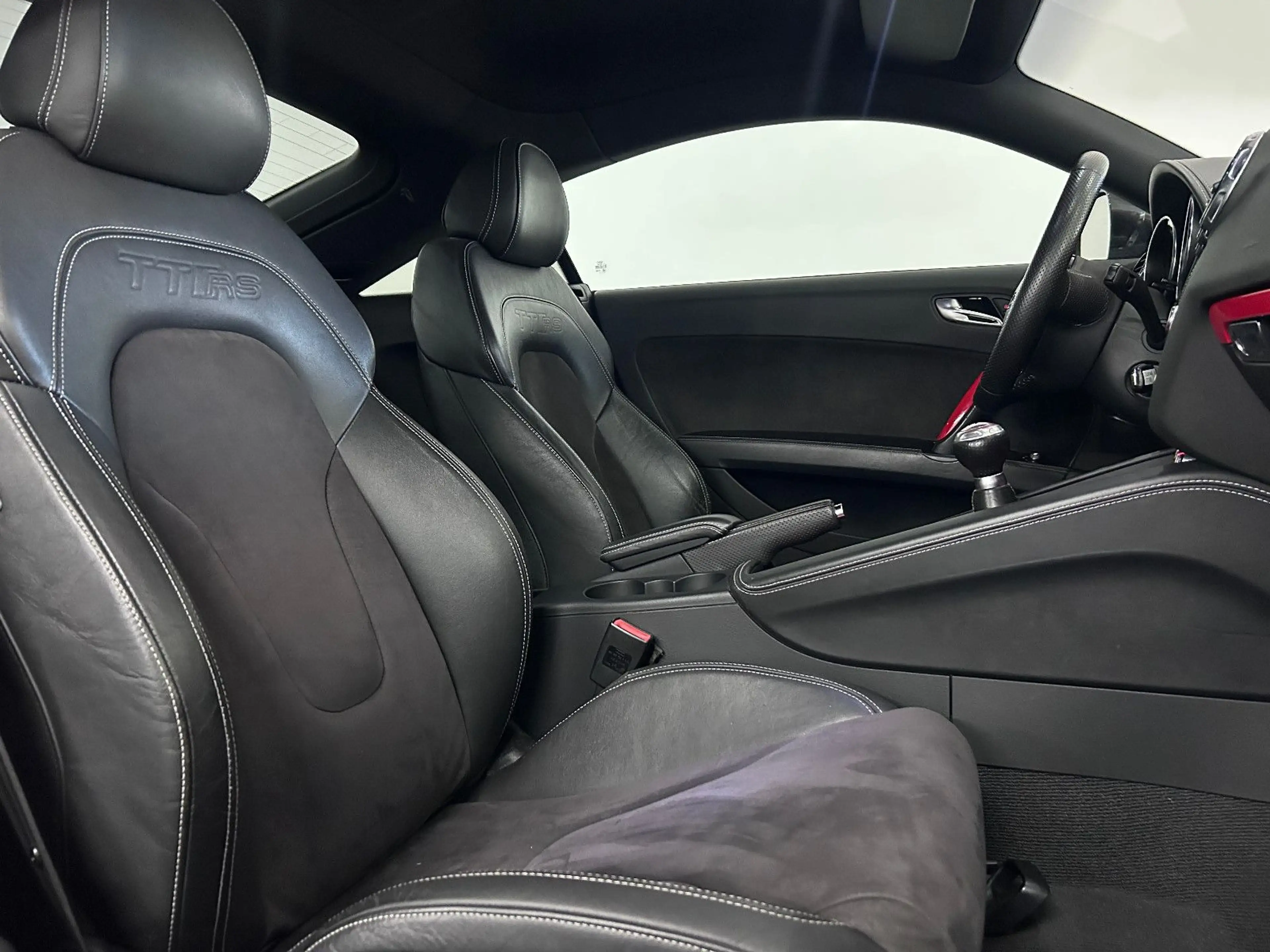 Audi TT RS 2.5 TFSI quattro Coupe*1.Hand*MMI*Schalter — photo 7