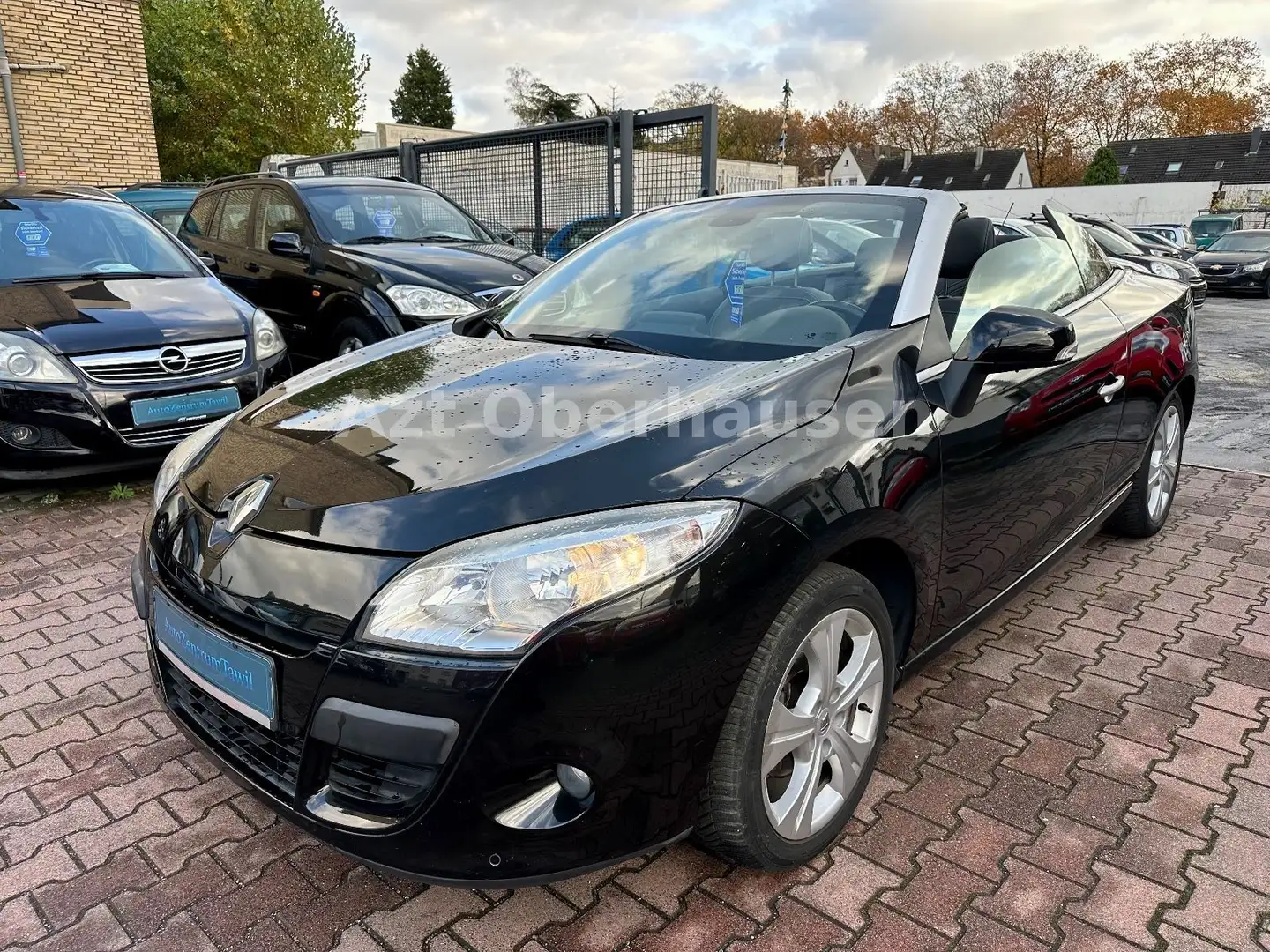 Renault Megane III Coupe / Cabrio Dynamique*TÜV NEU* Schwarz - 2