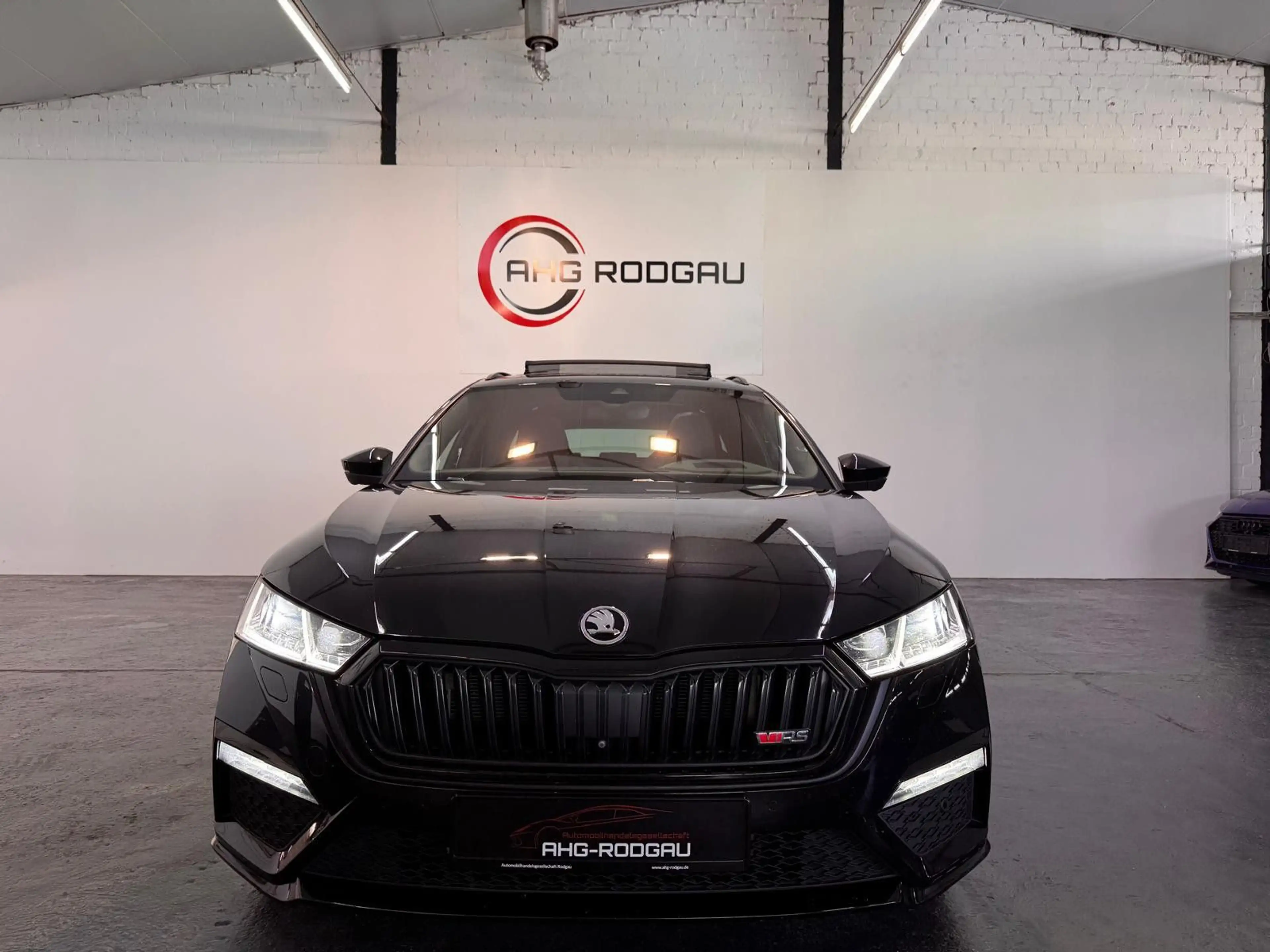 Skoda Octavia RS 4x4 HUD/ACC/MASS/360°/AHK/CNTN/AMB/TOT/PANO — photo 11
