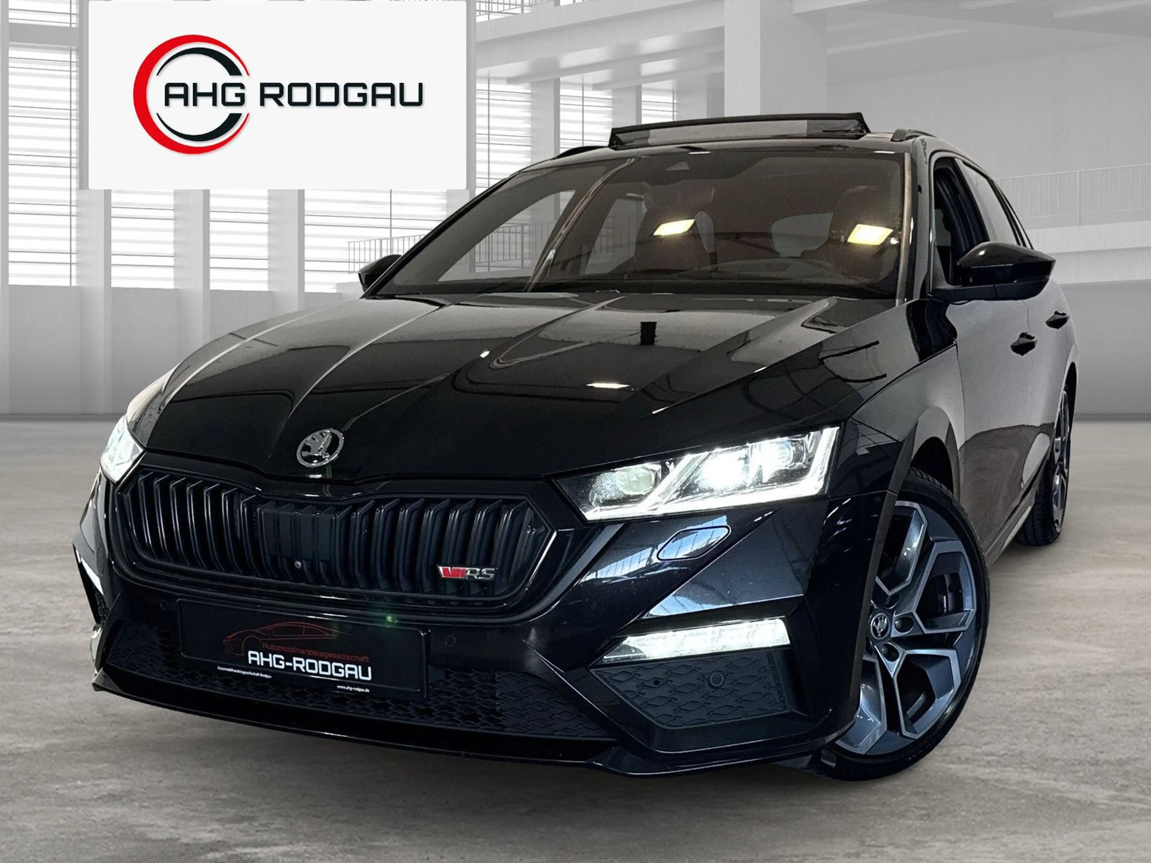 Skoda Octavia RS 4x4 HUD/ACC/MASS/360°/AHK/CNTN/AMB/TOT/PANO — photo 2