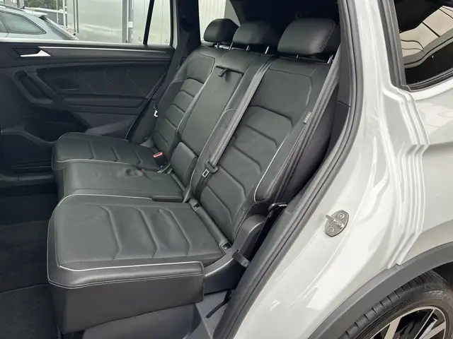 Volkswagen Tiguan Allspace view 15