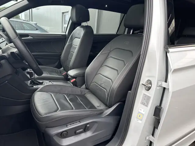 Volkswagen Tiguan Allspace view 12