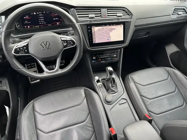Volkswagen Tiguan Allspace view 16