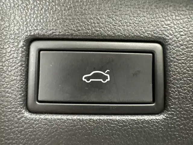 Volkswagen Tiguan Allspace view 7
