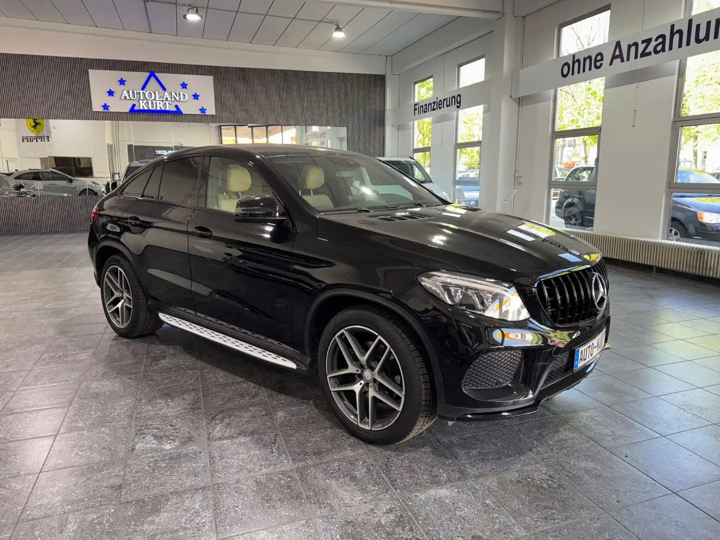 Mercedes-Benz GLE 350 d*4Mat*Pano*Leder Beige*RFK*ILS*Voll*AMG Schwarz - 1