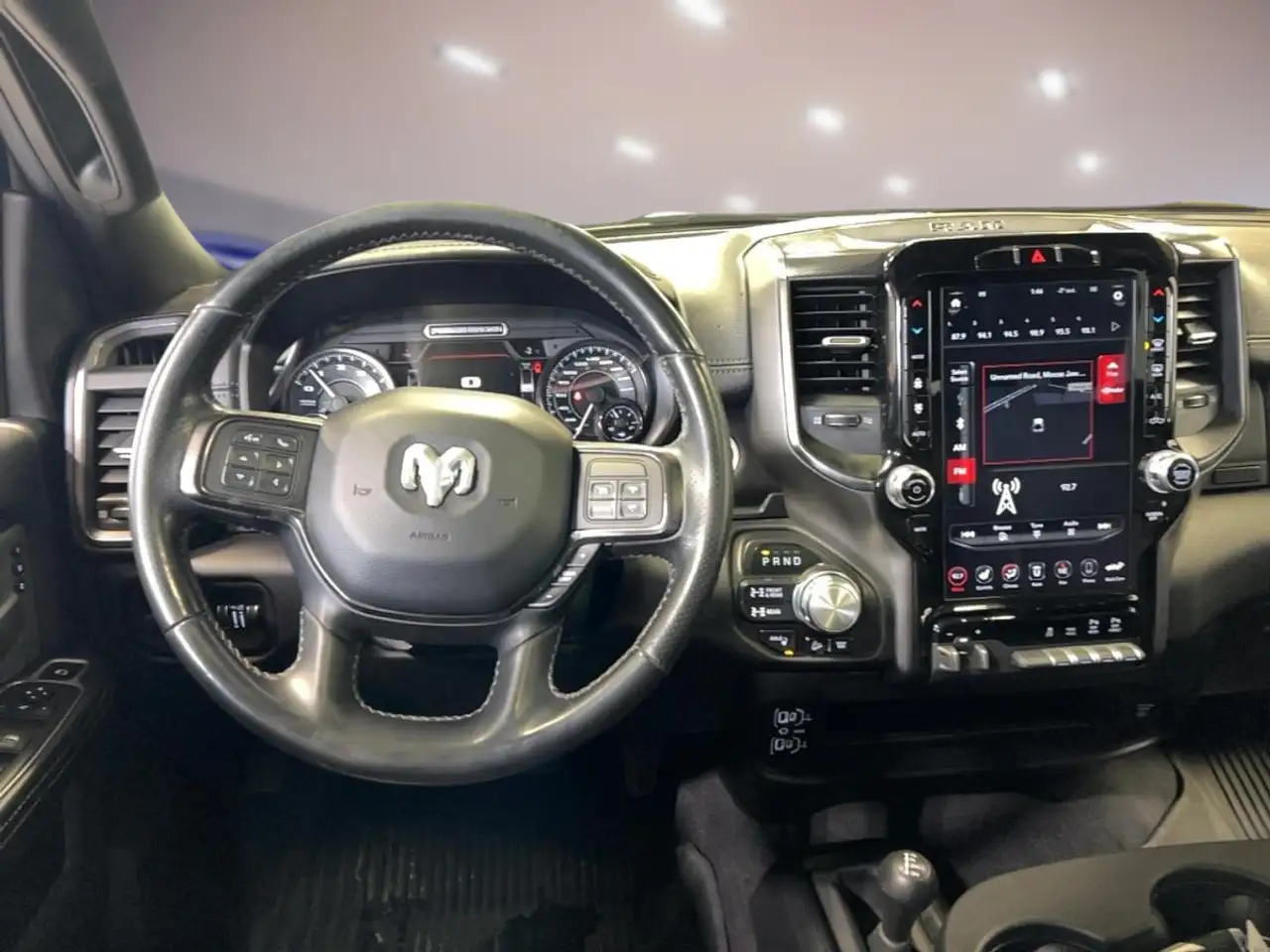 RAM 2500 снимка RAM 2500