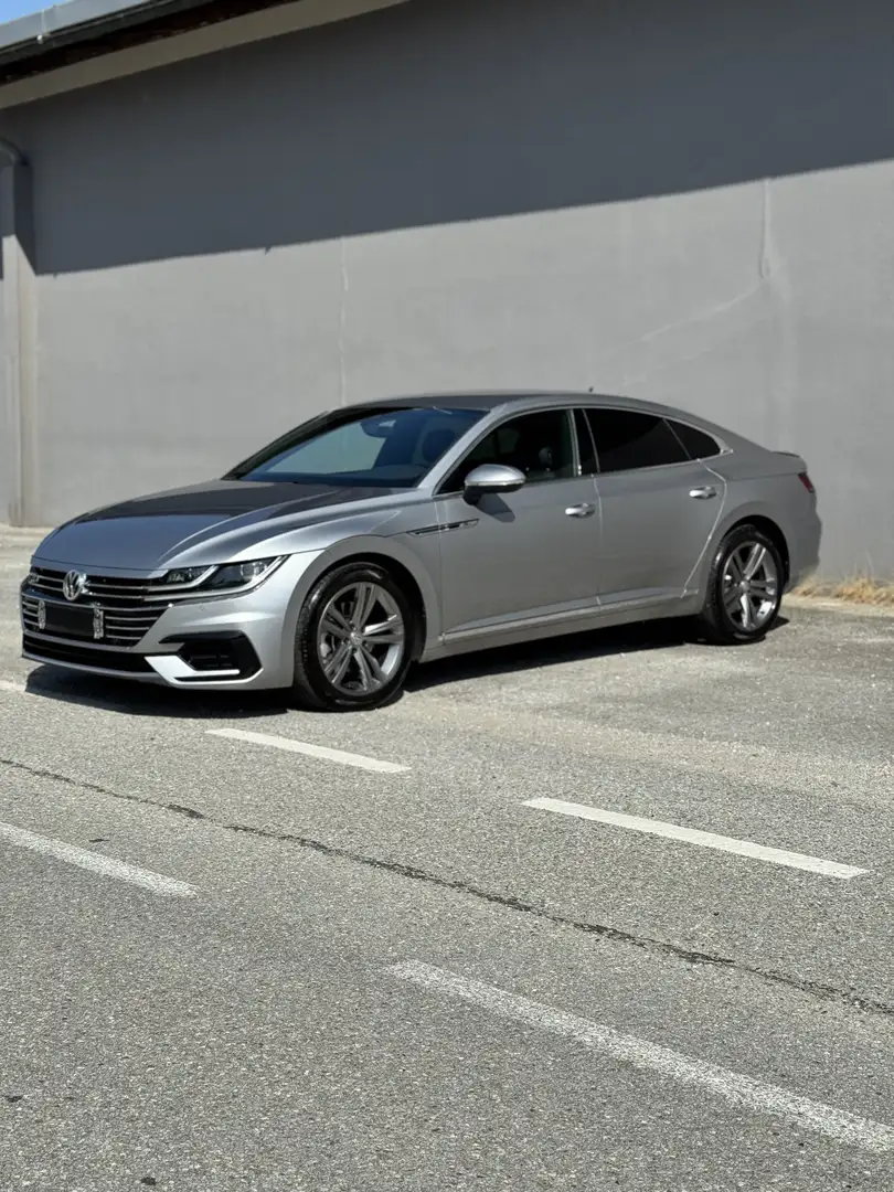 Volkswagen Arteon 2,0 TDI R-Line DSG *Rückfahrkamera~Unfallfrei* Silber - 1