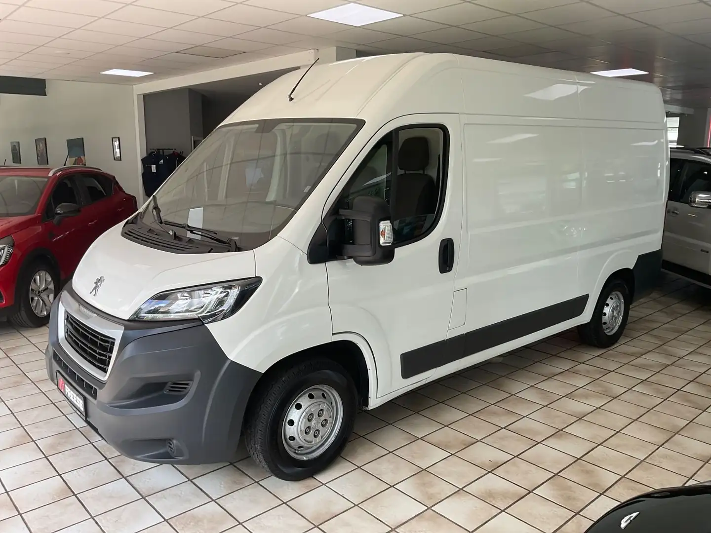 Peugeot Boxer Kasten Hochraum 333 L2H2 Pro BlueHDi 160 Blanc - 1