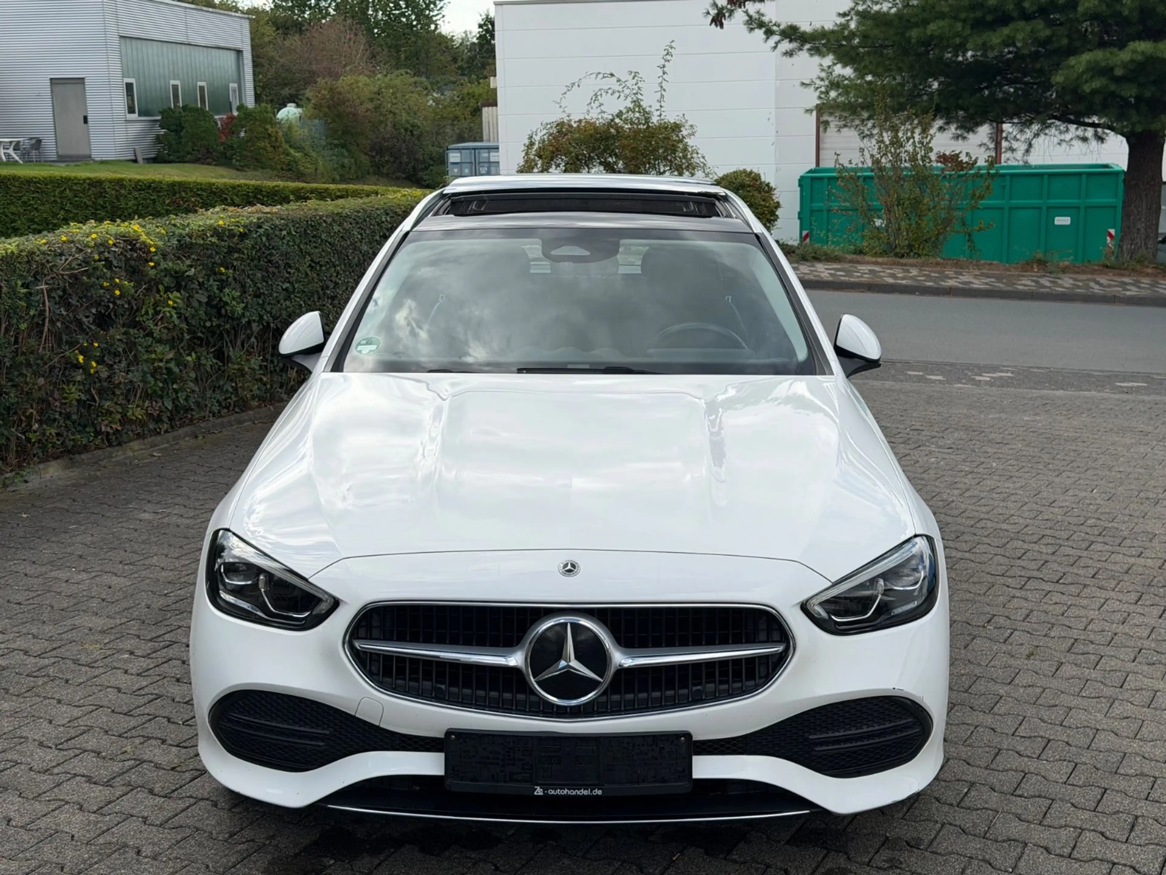 Mercedes-Benz C 220 d T Avantgarde  Neues Modell Panorama LED — photo 2