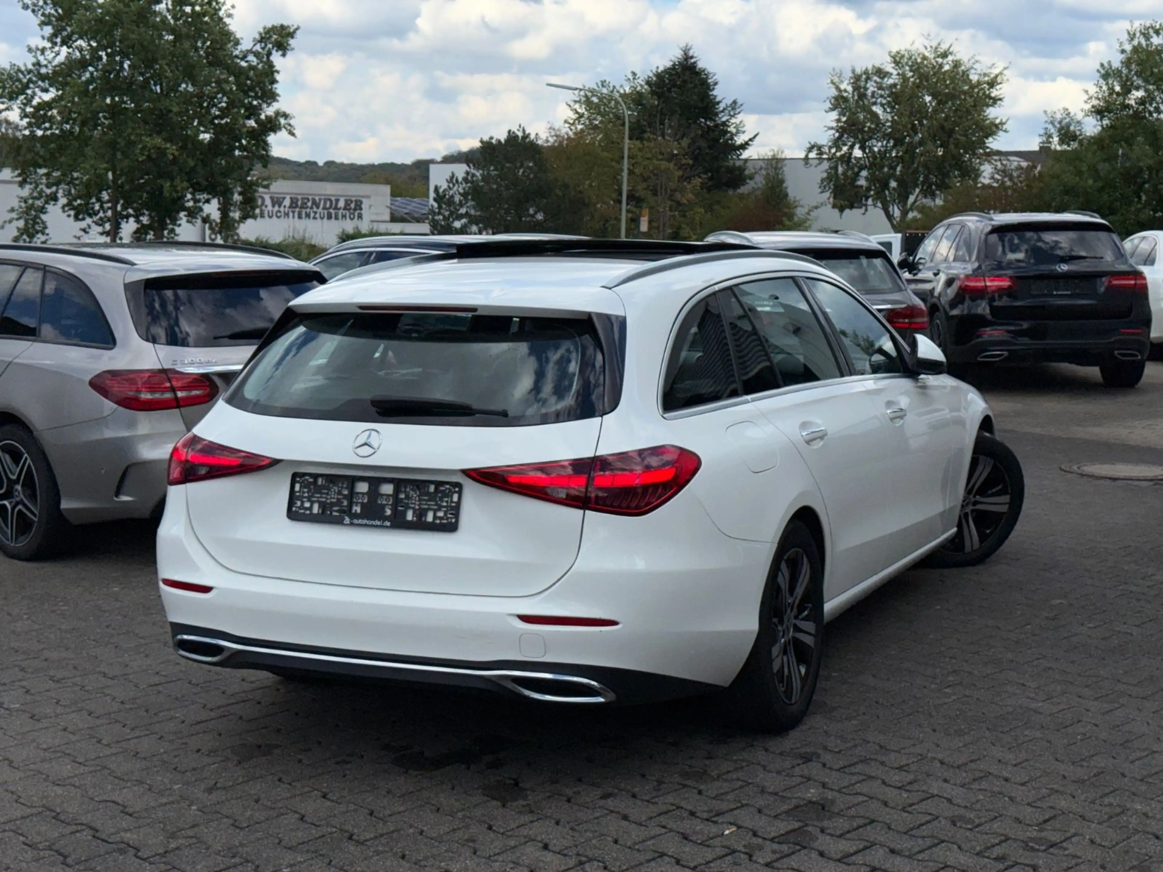 Mercedes-Benz C 220 d T Avantgarde  Neues Modell Panorama LED — photo 7
