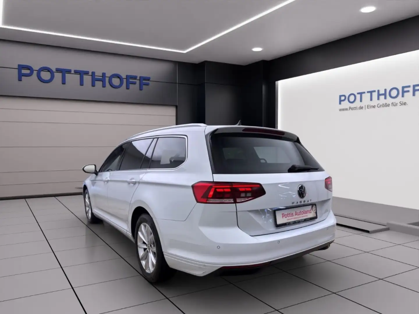 Volkswagen Passat Variant 2.0 TDI BUSINESS PANO NAVI KAMERA ACC Weiß - 2