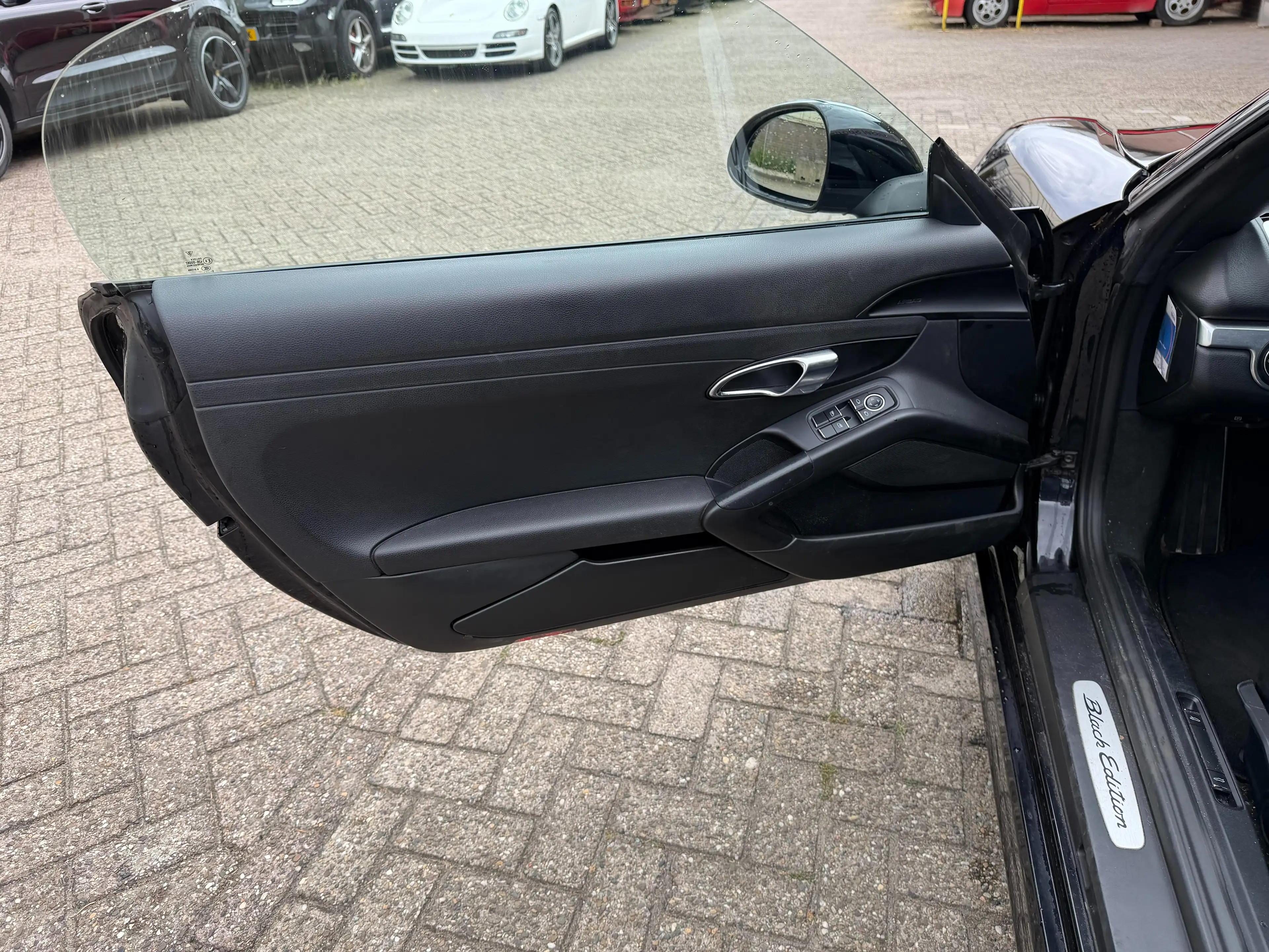 Porsche Boxster 2.7 Black Edition — photo 9
