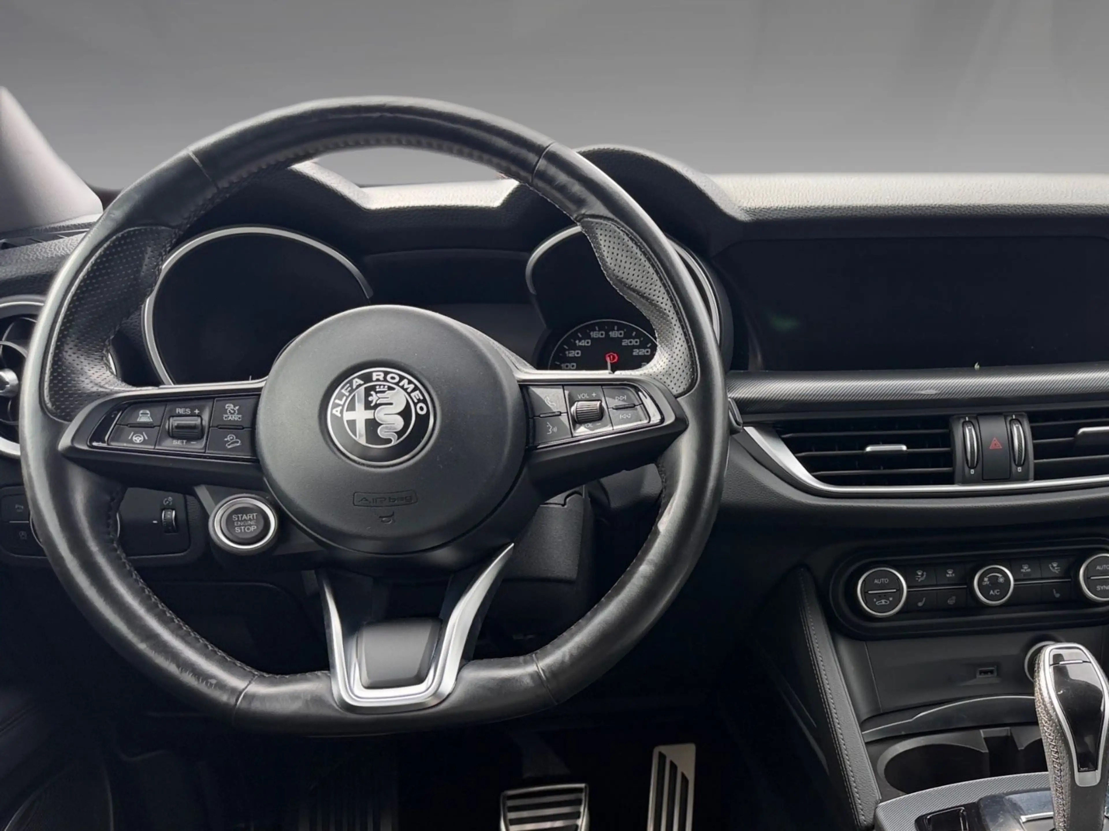 Alfa Romeo Stelvio Super Q4 2.2JTD Leder AHK Zahnriemen neu — photo 8