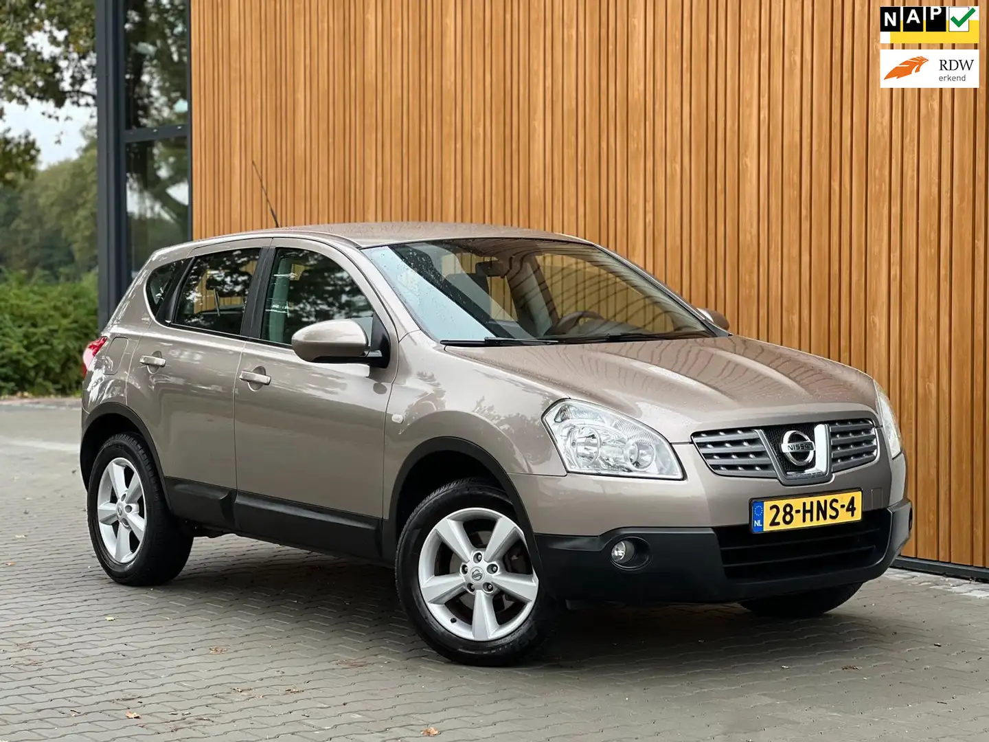 Nissan Qashqai 1.6 ACENTA + AIRCO + LMV + TREKHAAK Braun - 1