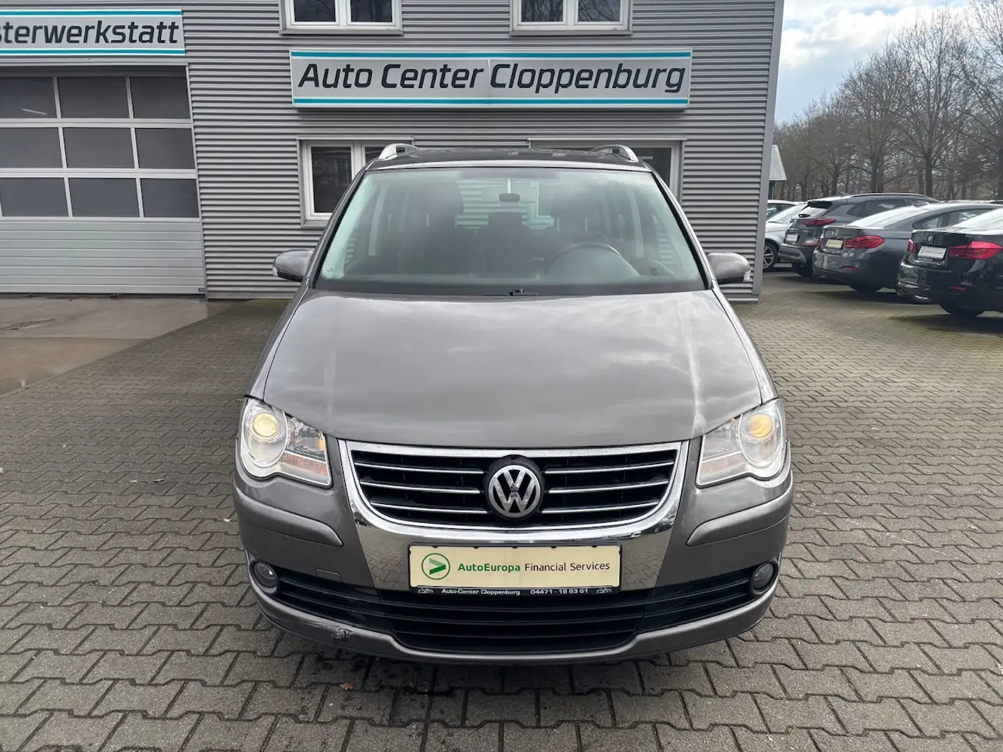 Volkswagen Touran 2,0 TDI Highline Grigio - 2
