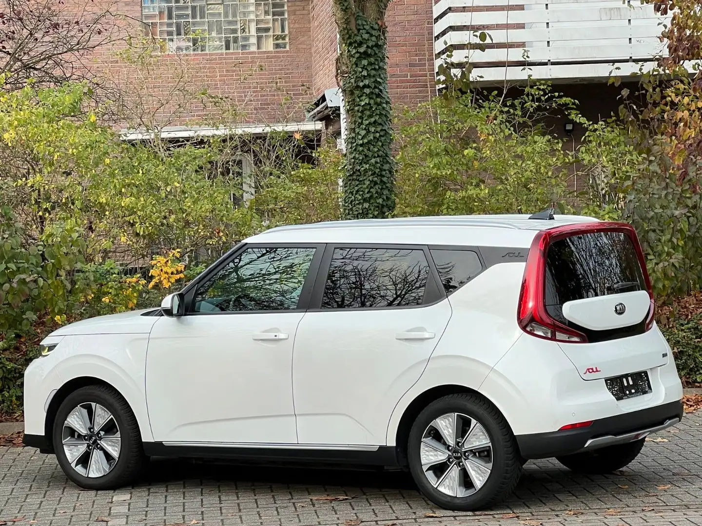 Kia Soul e-Soul DynamicLine 64 kWh LED Navi Kamera Weiß - 2