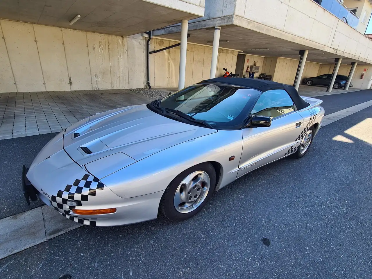 Pontiac Firebird Convertible 3,4 Aut., foto 12