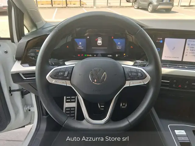 Volkswagen Golf view 10