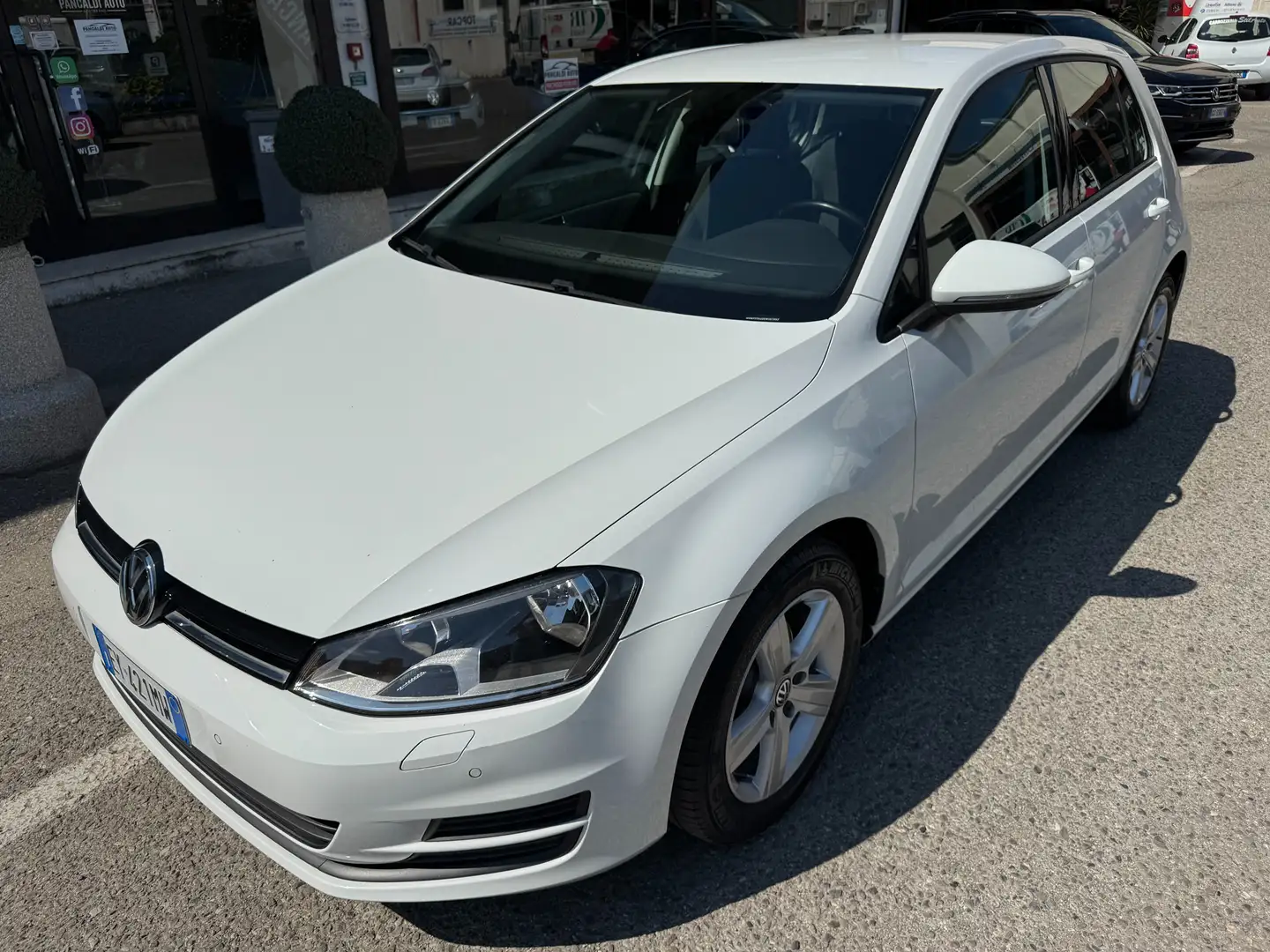 Volkswagen Golf 5p 1.6 tdi Comfortline,16'',CLIMA AUT.,SEDILI RISC Blanc - 1