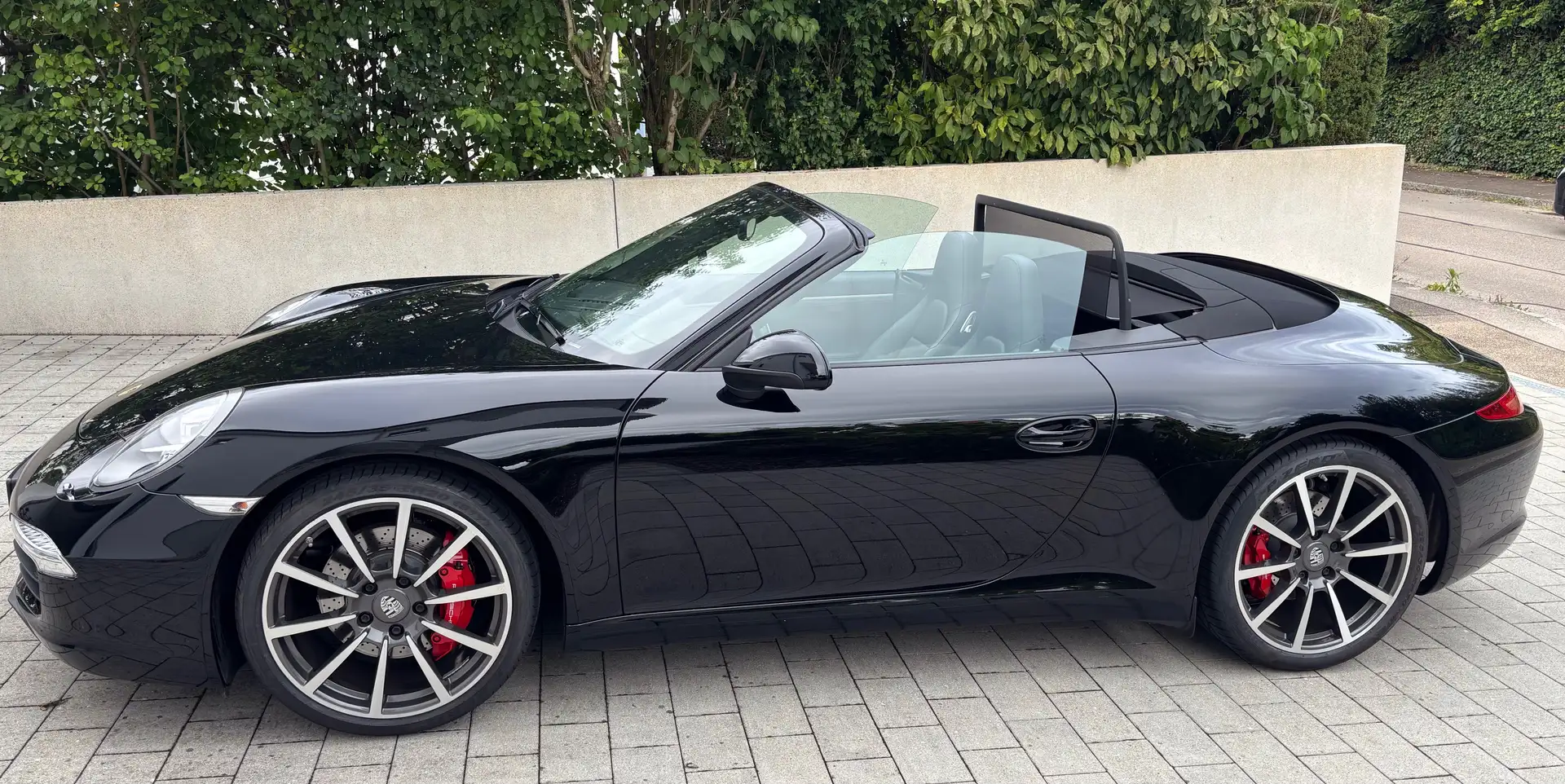 Porsche 991 911 Carrera S Cabriolet PDK Schwarz - 2