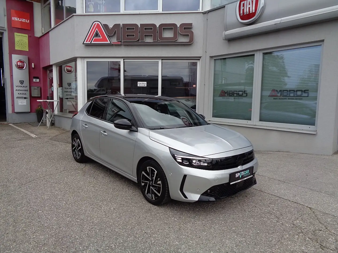 Opel Corsa 1,2 Direct Injection Turbo Benzin GS Euro 6.4 T... Silber - 1