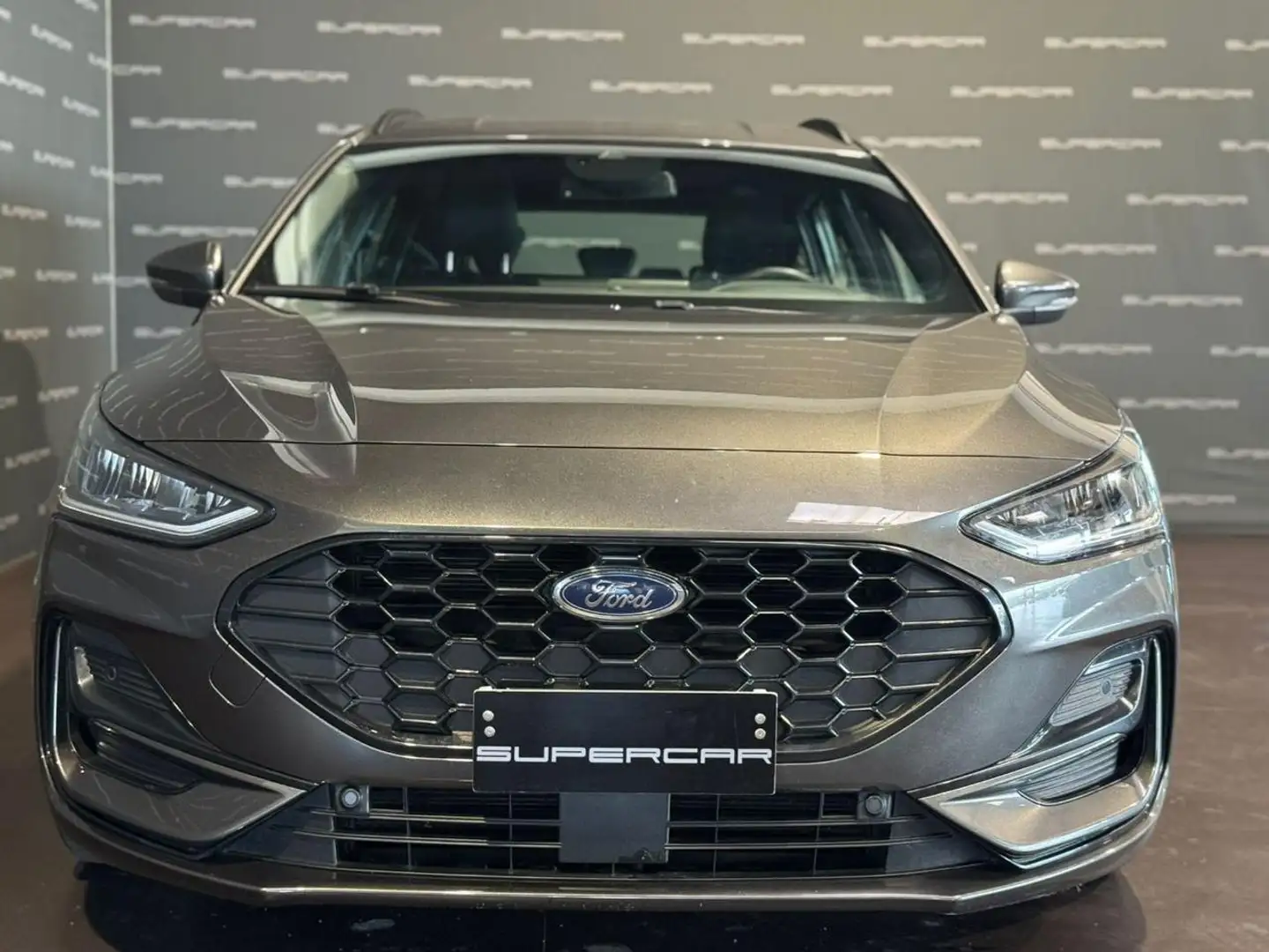 Ford Focus 1.5 EcoBlue 115 CV SW ST-Line Gris - 2